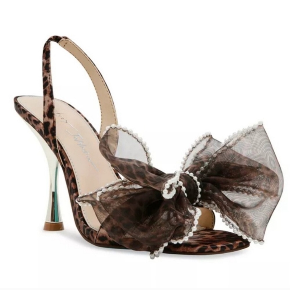 👉✨️ BETSEY JOHNSON Leopard Bow  Fawn Heeled Sandals